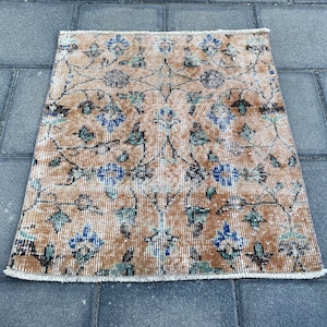 2.3 x 2.4 ft, Vintage rug, Square rug, Bohemian rug, Turkish rug, Small rug, Orange rug, Floral rug, Bath rug, Handmade rug, Oushak wool rug