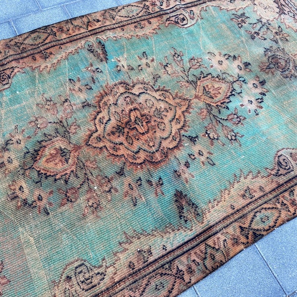Antique rug, Oriental rug, Turkish vintage rug, Area rug, Kitchen rug, Oushak rug, Organic wool rug, Bohemian rug, Handmade rug, 4.9x8.5 ft