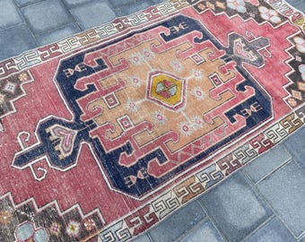 4.3 x 9.0 ft, Pink area rug, Vintage rug, Turkish rug, Boho decor, Handmade wool rug, Bohemian rug, Oriental rug, Boho rug, Anatolian rug