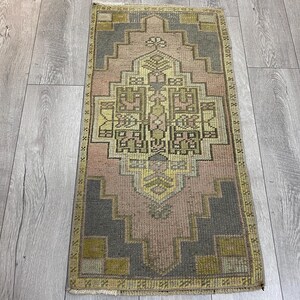 Turkish rug, Oushak rug, Doormat rug, Faded rug, Handmade wool rug, Bath rug, Vintage rug, Small rug, Antique rug, Bohemian rug, 1.7x3.3 ft