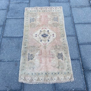1.7 x 3.3 ft, Bohemian rug, Boho rug, Small rug, Turkish rug, Faded rug, Neutral rug, Vintage rug, Doormat rug, Bath rug, Oushak wool rug