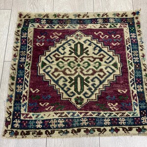 Alfombra cuadrada morada, mini alfombra turca, alfombra vintage pequeña, alfombra de lana Oushak, mini alfombra, alfombra de cocina, alfombra decorativa de pared, alfombra oriental, 1,7 x 1,8 pies