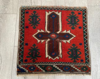 Tapis carré 2 x 2, tapis turc, tapis vintage, petit tapis, mini tapis, tapis Oushak, tapis de décoration murale, tapis rouge, tapis bohème, tapis en laine fait main 1,7 x 1,7 pi