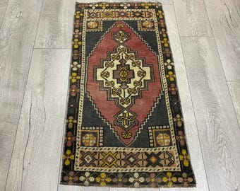 1.7 x 3.1 ft, Turkish mini rug, Boho decor rug, Oriental rug, Small rug, Vintage rug, Doormat, Bath rug, Handmade rug, Wool rug, Oushak rug