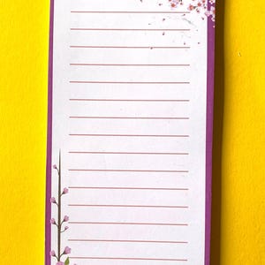 Floral Memo Pad: 40 Page Notepad for Gifting