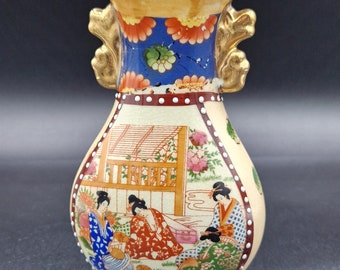 Jarrón de porcelana estilo chino, sin marca, siglo XX.