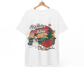 Retro Winter Vibes Christmas Snowman and Sleigh Graphic Tee, Festive Holiday T-Shirt, Cute Winter Season Gift, Vintage Christmas Design