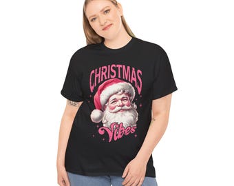 Christmas Vibes Santa Shirt, Vintage Santa Claus Graphic Tee, Retro Holiday T-Shirt, Festive Christmas Gift for Women, Holiday Season Outfit