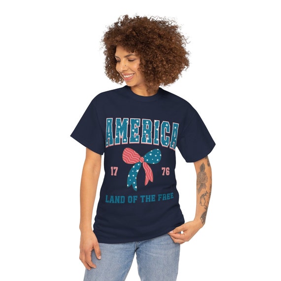 Patriotic American Bow T-Shirt – Unisex 4th of July Tee, USA Pride Shirt with 1776 Design, Independence Day Casual Outfit
