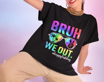 Vibrant Graphic Tee for Fun-Loving Souls, Perfect for Birthdays, Parties, Casual Wear, Summer Outings, Trendy Streetwear