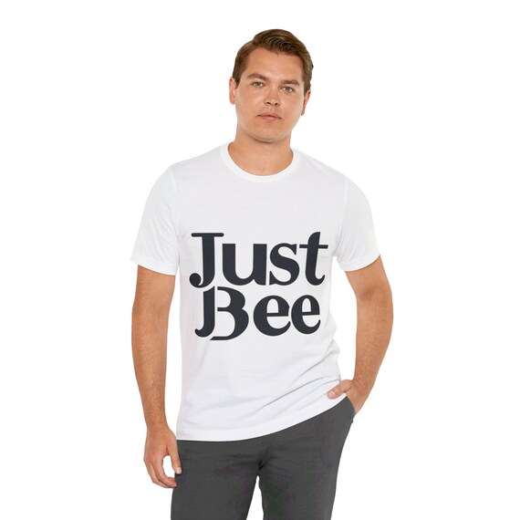 Unisex Jersey Short Sleeve Tee | Comfortable Everyday T-Shirt | Soft Casual Wear for Men and Women | Classic Fit Graphic Tee