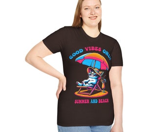 Cool Cat Summer Vibes T-Shirt | Funny Retro Cat Tee | Cute Summer Shirt for Cat Lovers