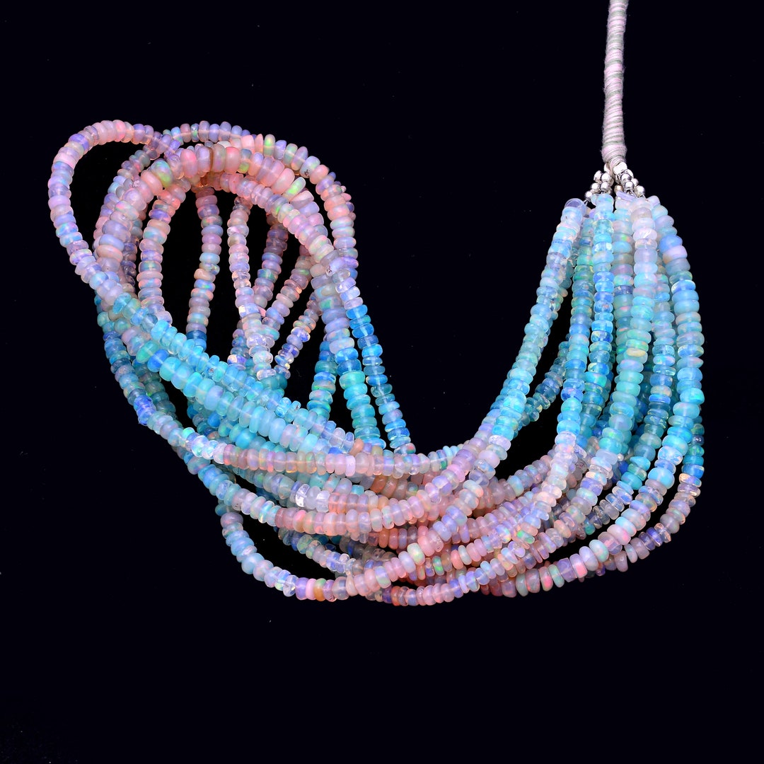 COLLER DE PERLES FACETTÉES RONDELLE OPALE NORE NATURELLE ETHOPENNE