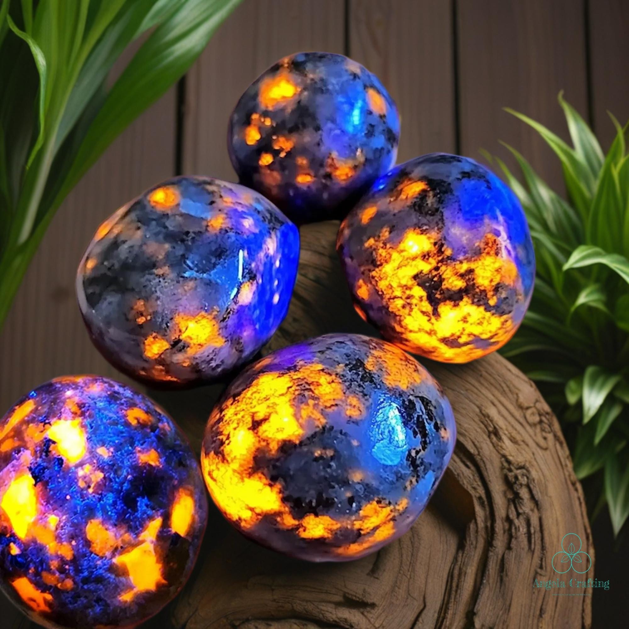 Yooperlite Tumbled Stones - UV Reactive Flame Stones Firestone ,Polished Natural Yooperlite , Halloween Gift- Yooperlite Crystal