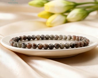 Natural Yooperlite Stone Bracelet, UV Reactive Sodalite Crystal Glowing Bracelet, Stacking, Layering