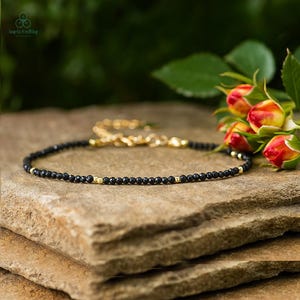 Shungite Bracelet, Natural Shungite Gemstone Minimalist Bracelet,  Healing Shungite Crystal Danity Bracelet for Women ,7 Chakras