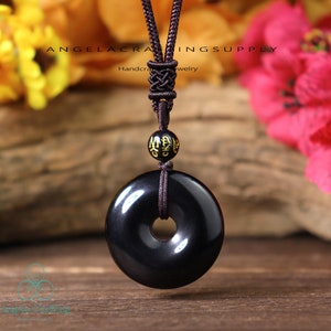 Black Obsidian Donut Necklace, Natural Gemstone Obsidian Coin Pendant Necklace, Healing Crystal Necklace ,Spiritual Protection Gift