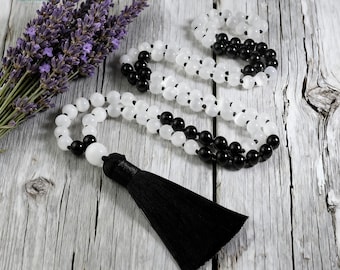 Collar Mala de 108 cuentas para oración: Collar largo con borla anudada, protección de obsidiana negra natural y selenita.