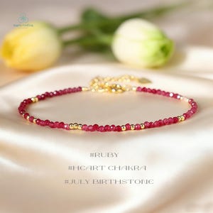 Minimalistische helende armband robijnkristal, natuurlijke sierlijke edelsteenarmband, geboortesteen juli, hartchakra