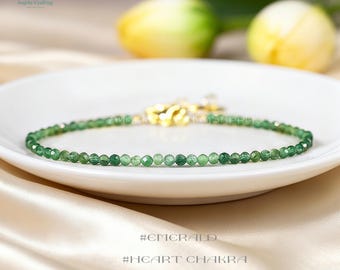 Dainty Emerald Bracelet, Natural Stone Healing Crystal Minimalist Bracelet, May Birthstone Gift for Her
