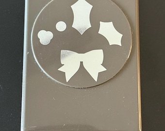 Stampin’ Up Holly Berry Builder Paper Punch , Retired