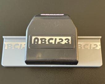 EK Sucess Border Paper Punch Flat Locking Border ABC123