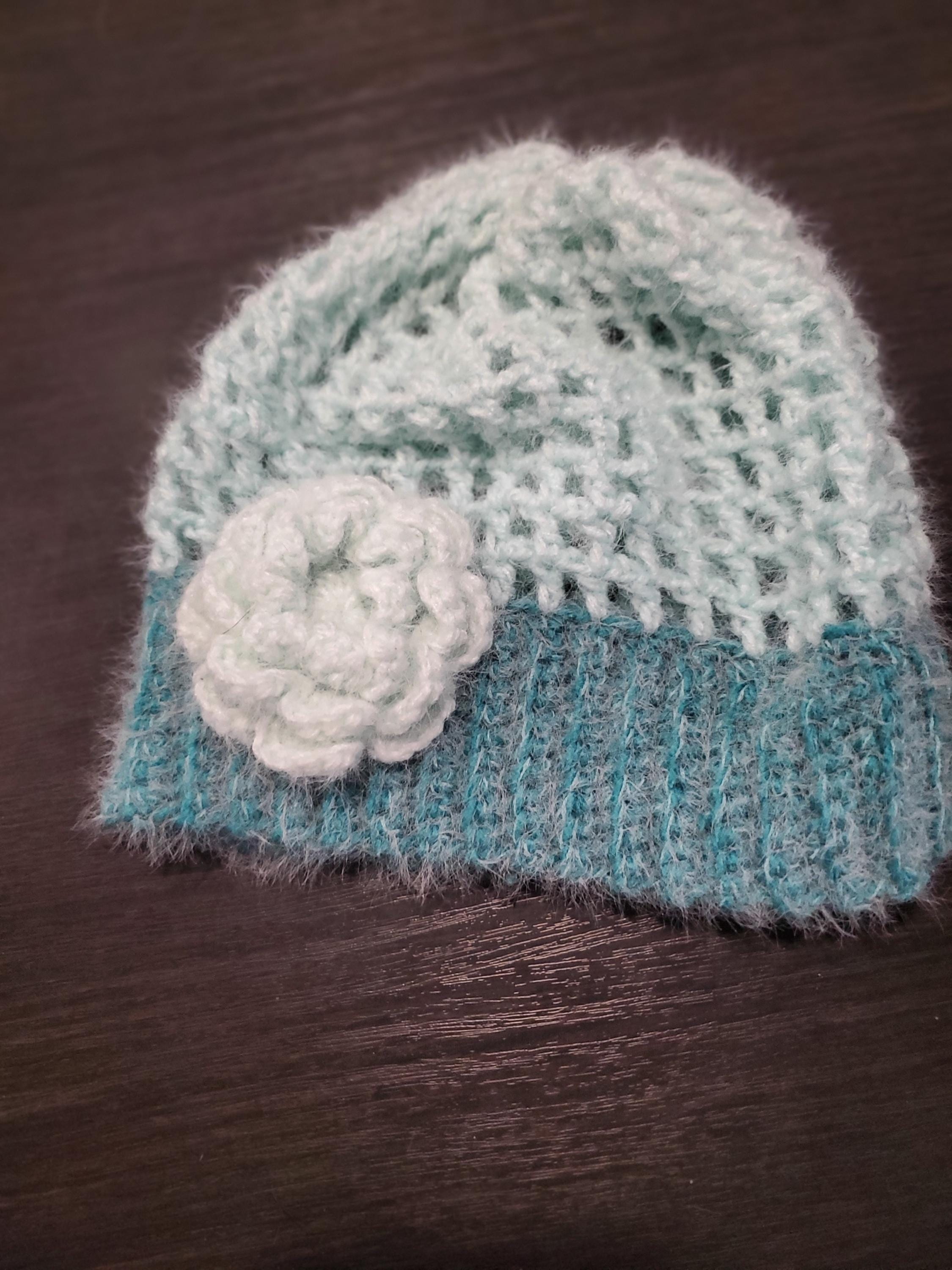 Crochet Beanie with Flower - Thumbnail 2