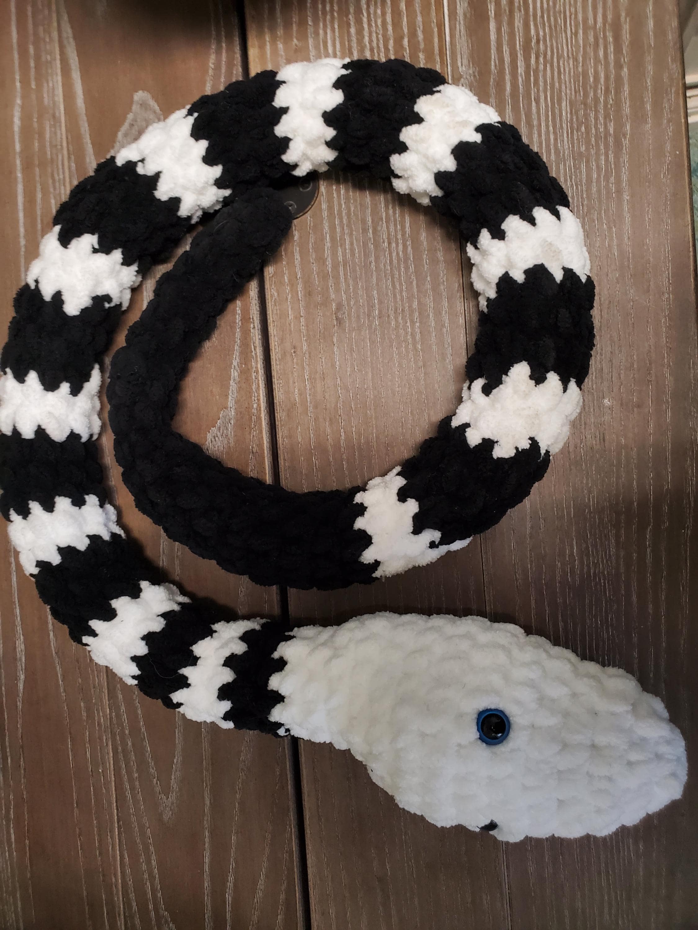 Crochet Snake Amigurumi - Thumbnail 2