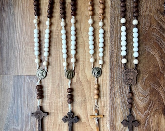 Holy Face Chaplet, Natural Wood Beads, Bethlehem Olive Wood, Yew, Rosewood