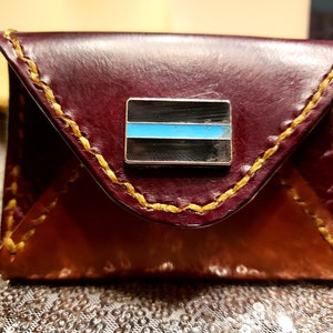 Cartera del sheriff cosida a mano