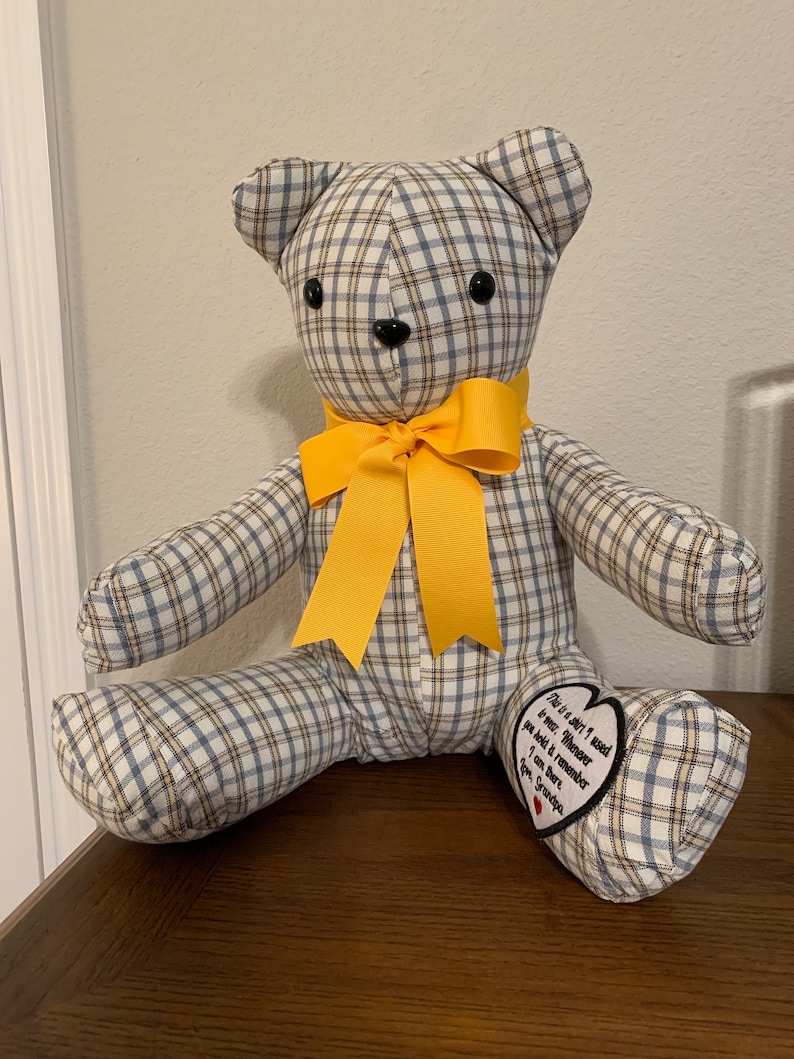 Memory Bear, Bear made from clothing bild 1