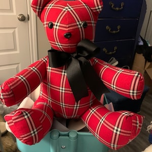 Memory Bear, Bear made from clothing bild 4