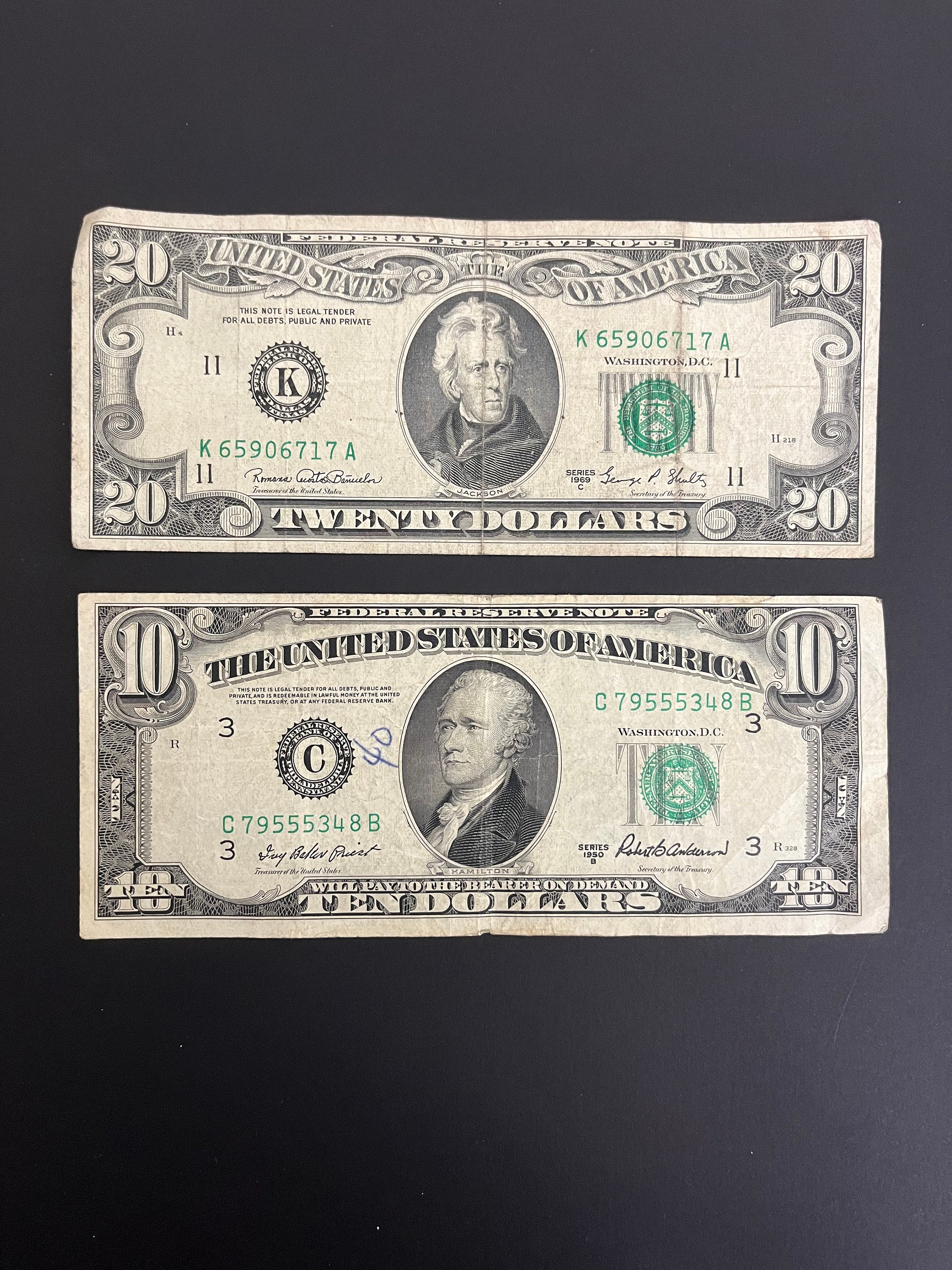 2 US Twenty Dollar Bills With Identical Matching Low 4 Digit Serial Numbers FREE  SHIPPING Uncirculated 2004 2001 