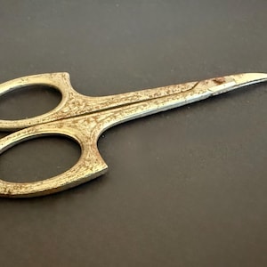 Scissors - Vintage. Nail, manicure.