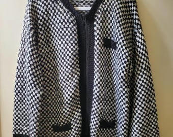 Vintage 90s Black White Houndstooth Knit Zip Up Cardigan Sweater