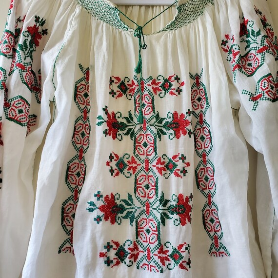 Vintage Embroidered Hungarian Blouse Top - image 4