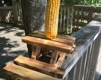 Picnic Table Feeder