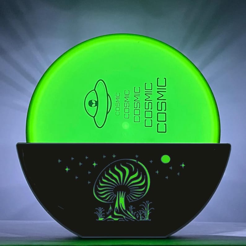 El cargador luminoso para disc golf Firefly Mushroom