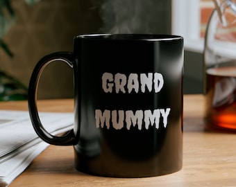 Taza divertida de Halloween de la abuela momia