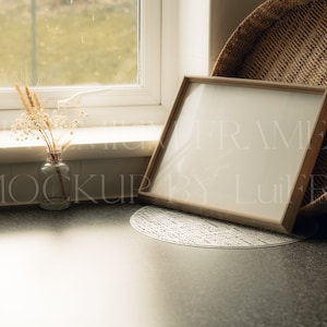 10X15 horizontaler Holzrahmen Mockup | Landschaftsrahmen Mock-Up, Druck Poster Kunst Mockup, Realistisches Interieur | psd Rahmenmockup.