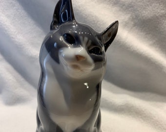 Royal Copenhagen porcelain cat figurine 1803 *rare*