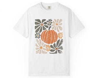 Retro Pumpkin Fall Shirt | Vintage Floral Pumpkin Design T-Shirt | Autumn Daisy Graphic Tee | Cozy Fall Festival Outfit | Gift