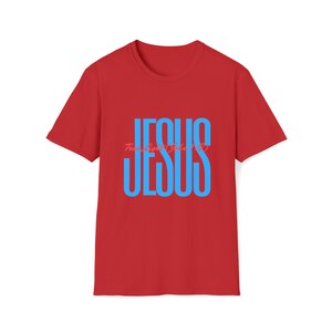 Camiseta Jesús Luz Verdadera: Camiseta unisex cristiana de estilo suave