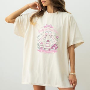 Chemise bordeaux personnalisée Bride on Cloud : t-shirt EVJF