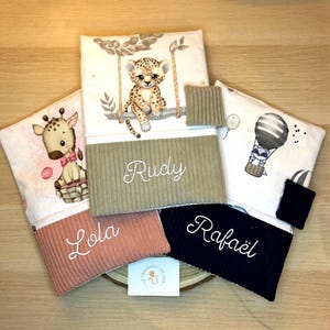 Protège carnet de santé personnalisé en velours – Cadeau de naissance original