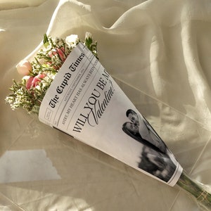 Modello di giornale di San Valentino, bouquet di fiori, vuoi essere il mio Valentino, regalo per fidanzato e fidanzata, modello Canva