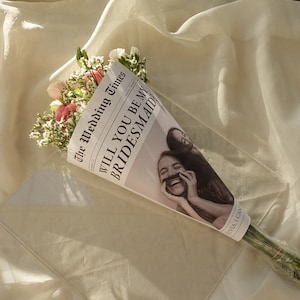 Brautjungfer Blumenstrauß Vorschlag Zeitungsvorlage, Printable Be My Bridesmaid Flower Wrap Zeitung, Trauzeugin, Canva Vorlage