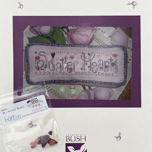 Shepherd&#39;s Bush Scatter Hearts Leaflet with Buttons Pack