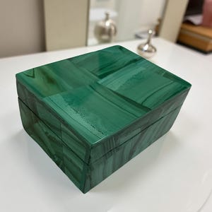 Handcrafted Malachite Jewelry Box with Lid ,Natural Green Stone Box, Luxury Handmade Box