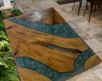 Epoxy Resin River Table Top: Custom Wood Coffee Table